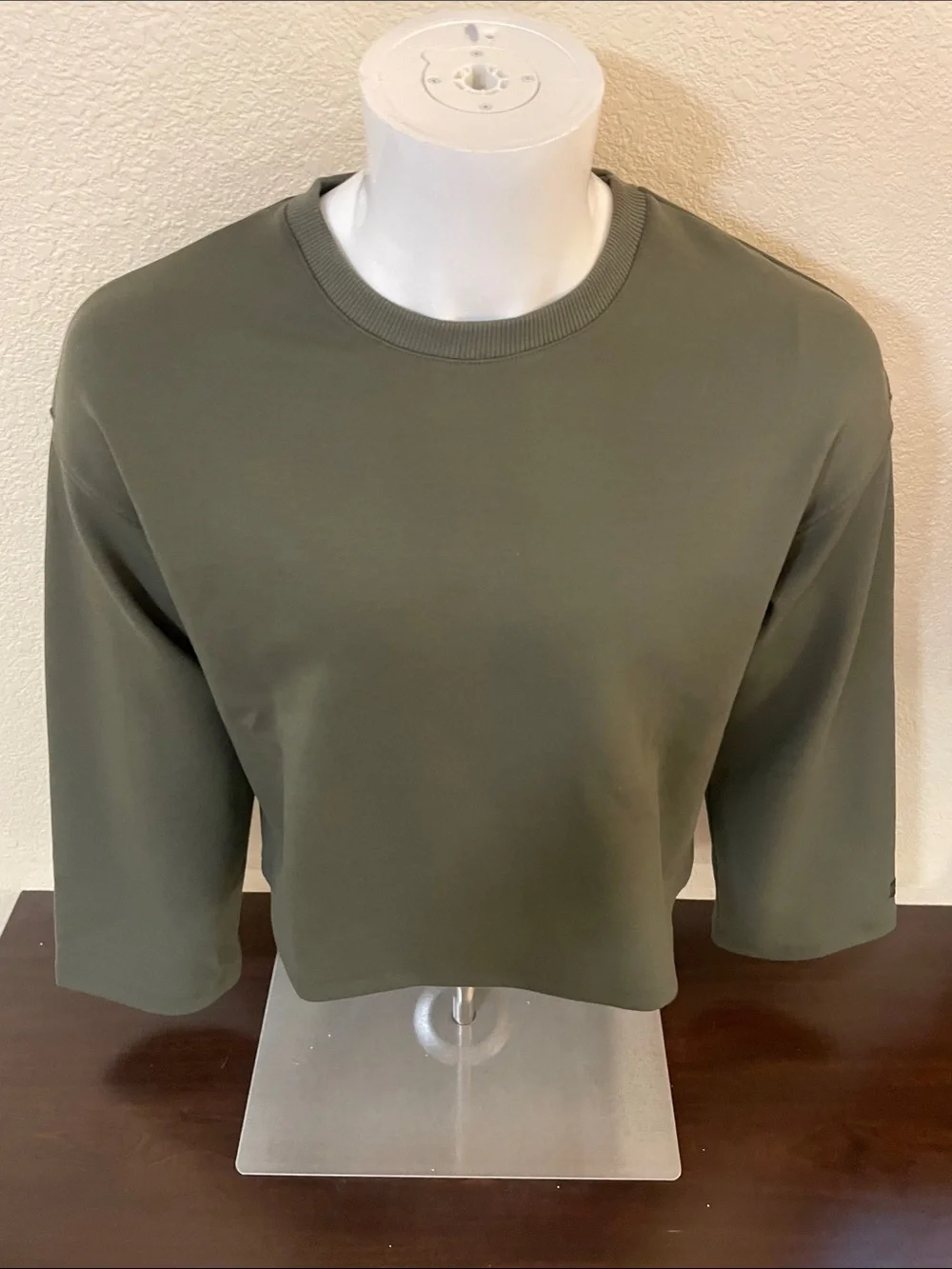 Zara classic crewneck